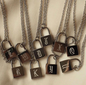 Japan Used Necklace] Louis Vuitton Pendant Lv Initial Key Necklace